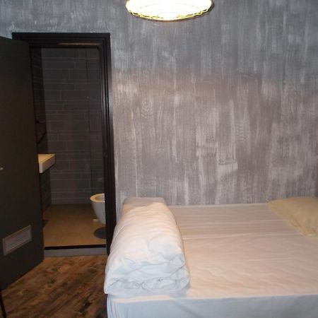 Urban City Centre Hostel Βρυξέλλες Εξωτερικό φωτογραφία