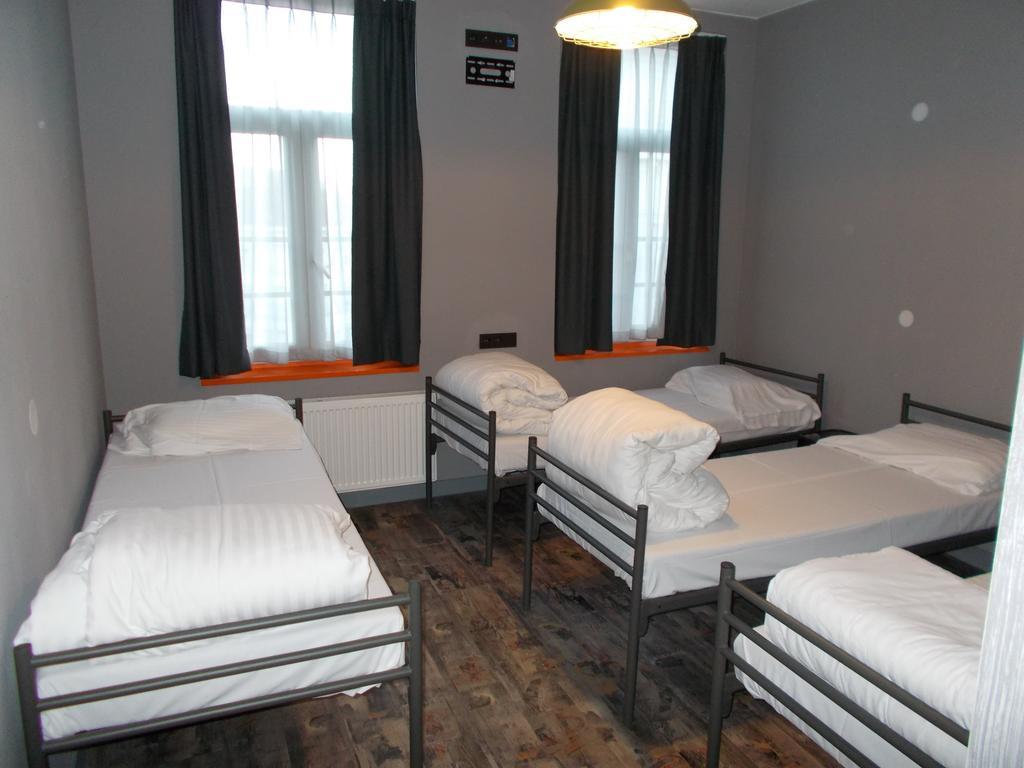 Urban City Centre Hostel Βρυξέλλες Δωμάτιο φωτογραφία
