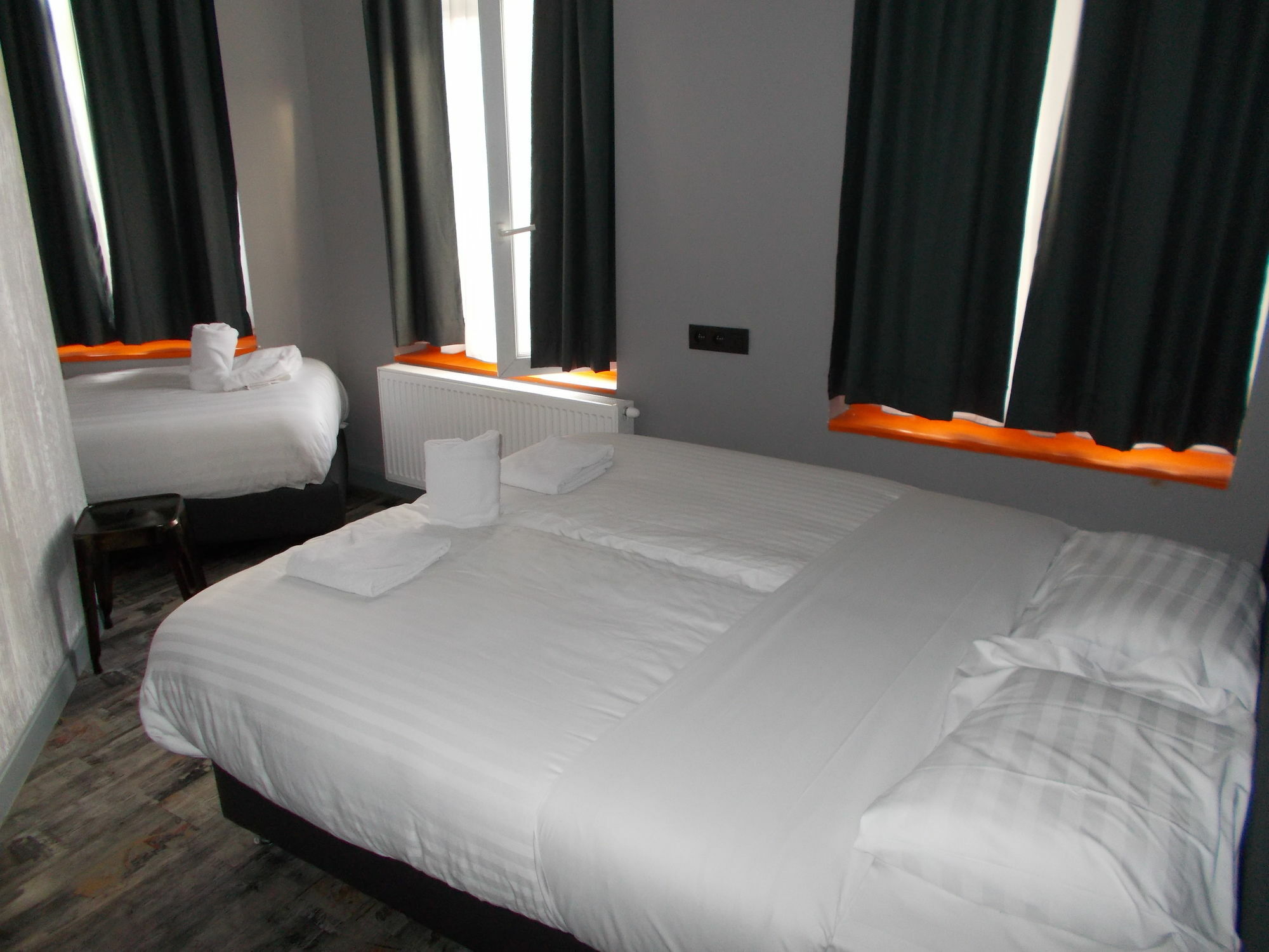 Urban City Centre Hostel Βρυξέλλες Εξωτερικό φωτογραφία